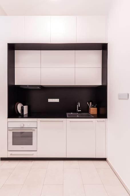 Eszter'S Lovely Downtown Apartment Budapest Exterior foto